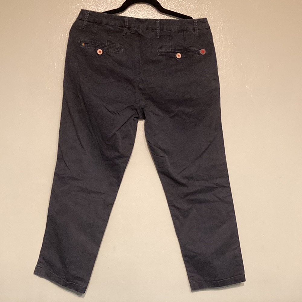 Men’s Pants - Picture 2 of 4